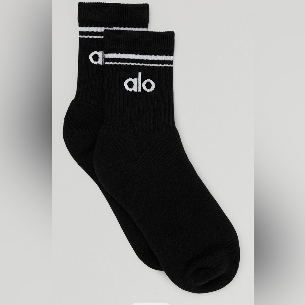 Unisex Half-Crew Throwback Sock- Black/White